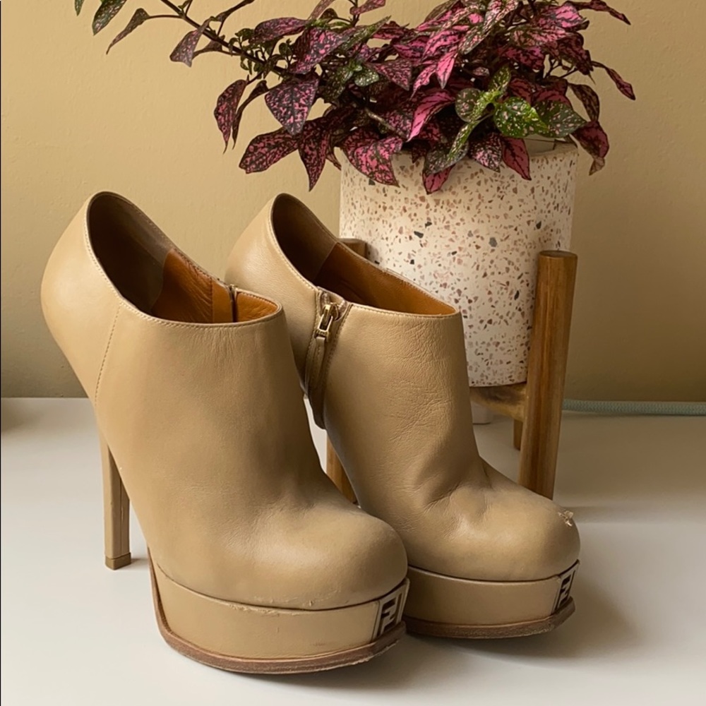 Fendi nude Platform Booties